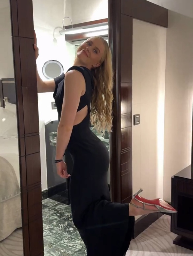 Hannah Hampton
