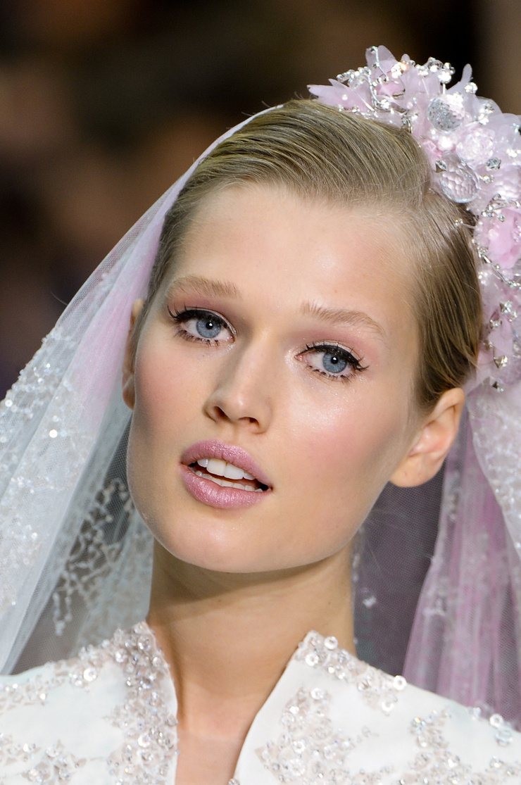 Toni Garrn Toni Garrn