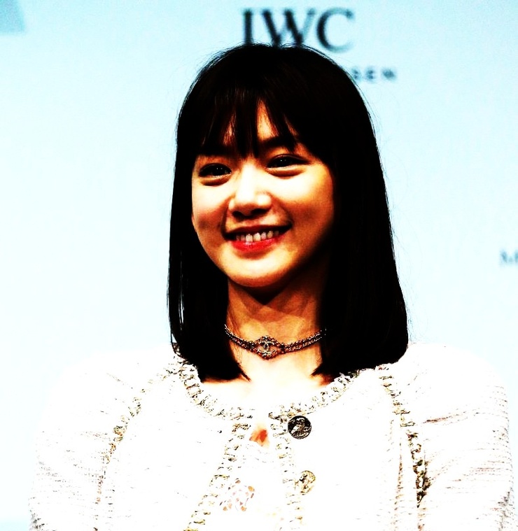 Angela Yuen