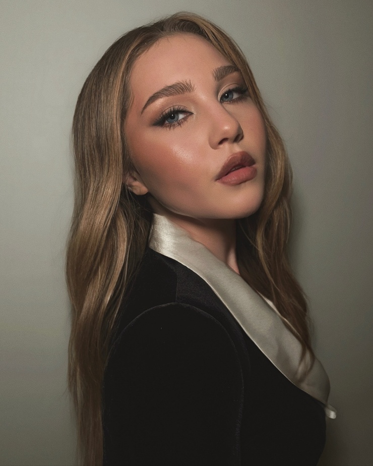 Ella Anderson Ella Anderson