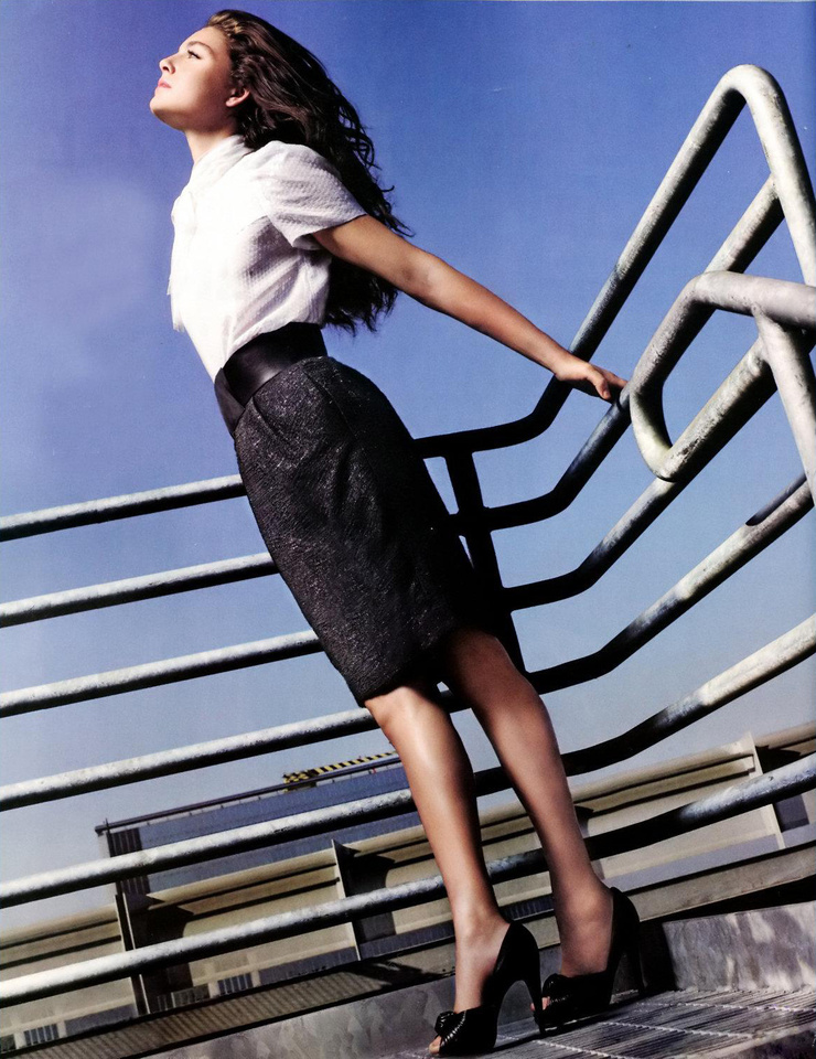 Alexa Davalos