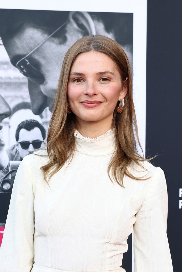 Stefanie Scott Stefanie Scott