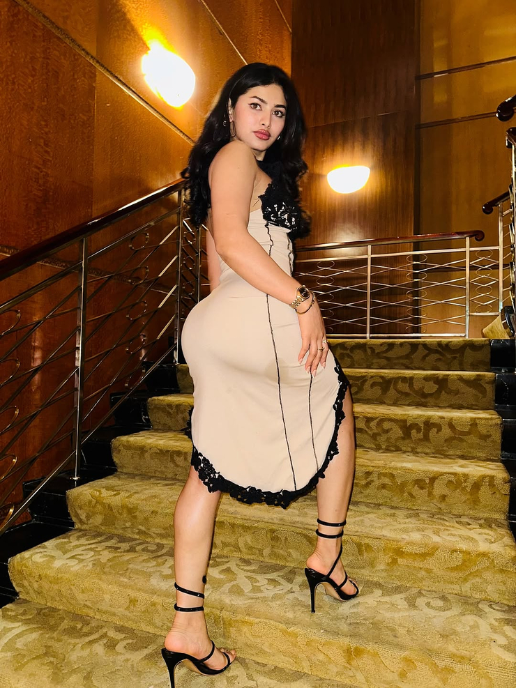 Esmita Esrat