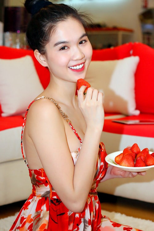 ngoc trinh feedy tv vietnam actress ngoc trinh feedy tv vietnam actress