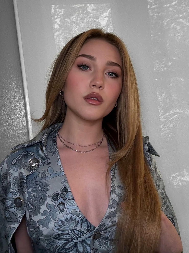 Ella Anderson Ella Anderson