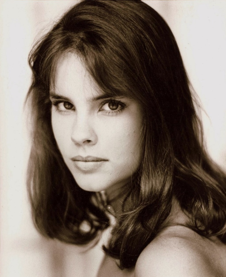 Alexandra Paul