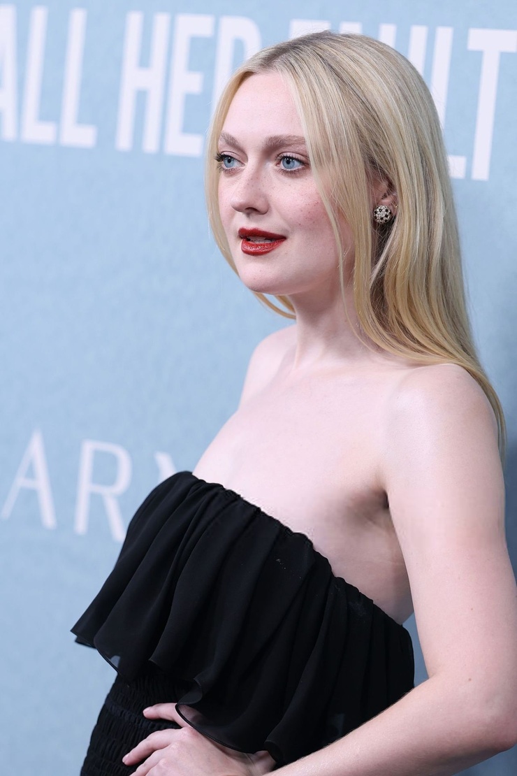 Dakota Fanning Dakota Fanning