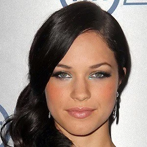 Alexis Knapp