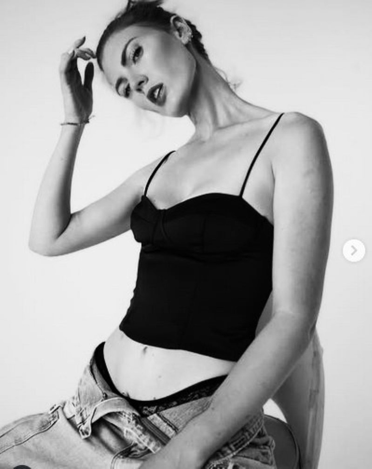 Ella Loudon Ella Loudon