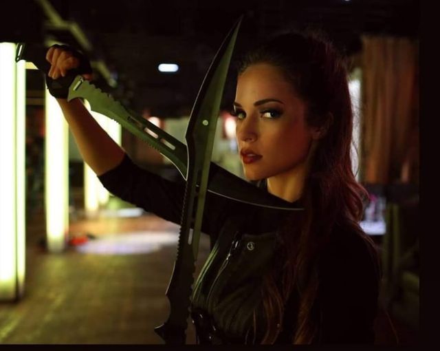 Alexis Knapp