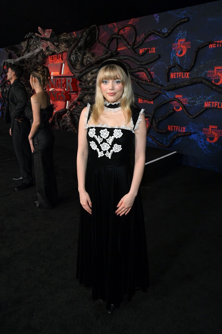 Grace Van Dien