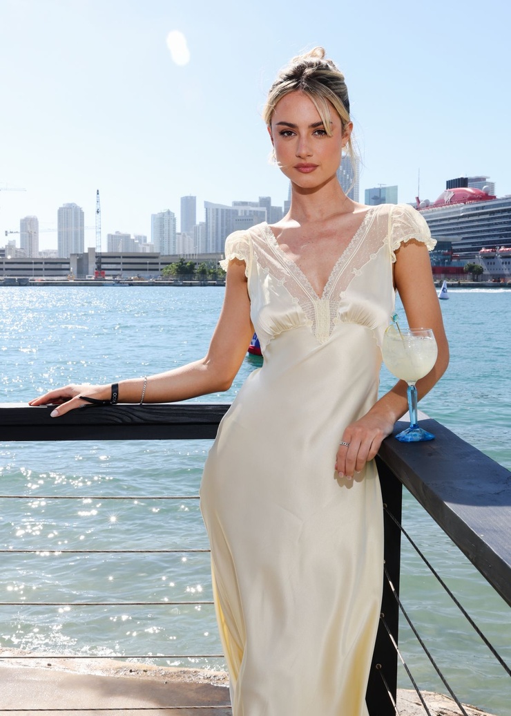 Grace Van Patten