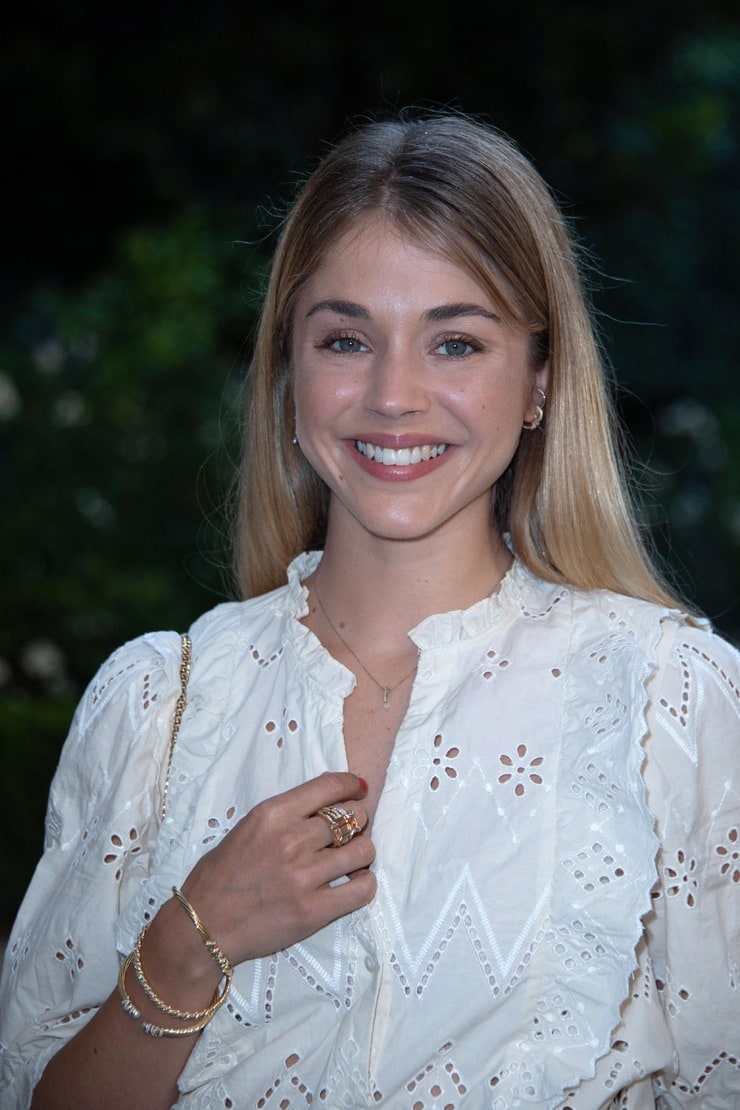 Alice Isaaz