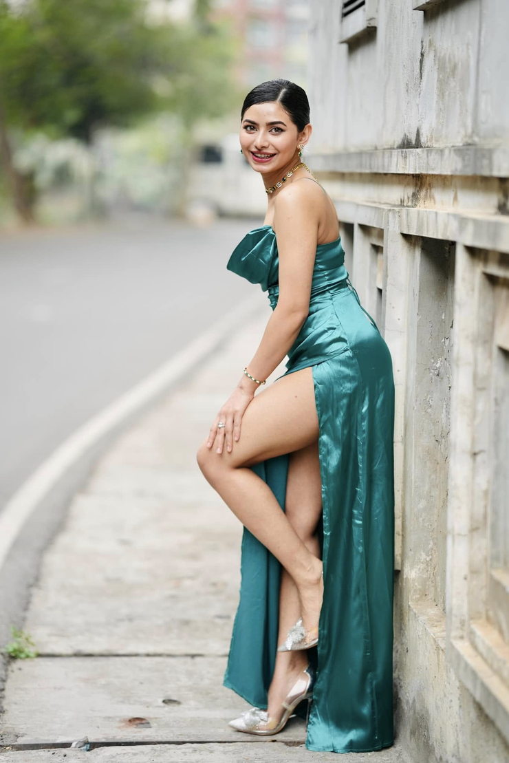 Esmita Esrat