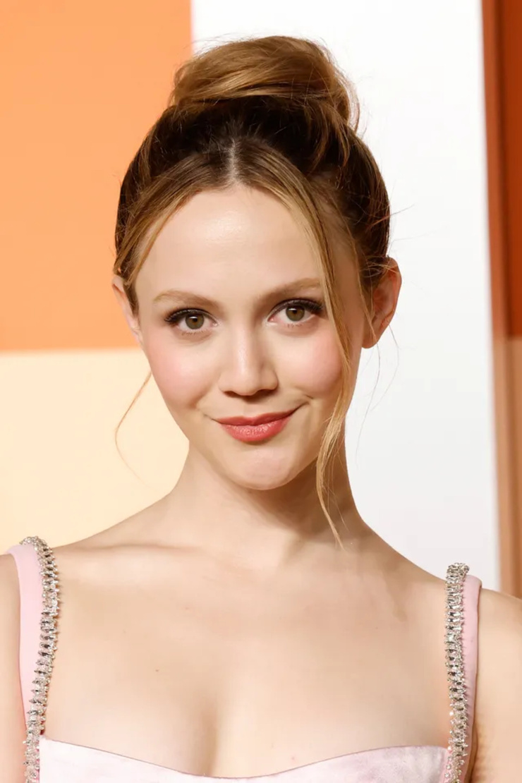Iris Apatow