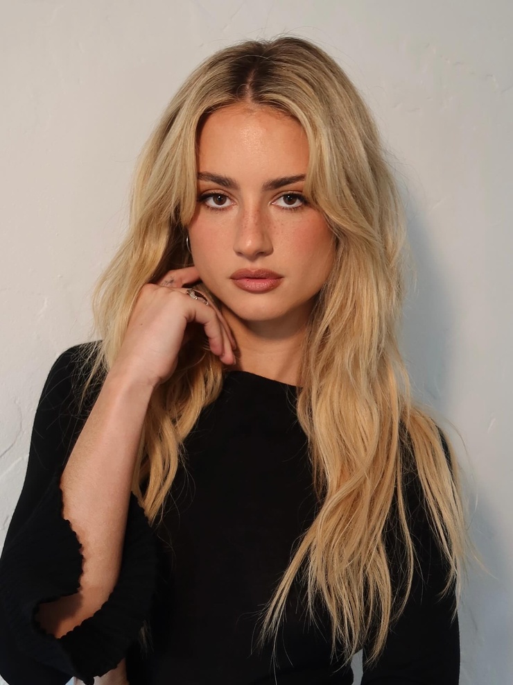 Grace Van Patten Grace Van Patten