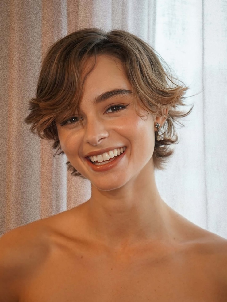 Saura Lightfoot Leon