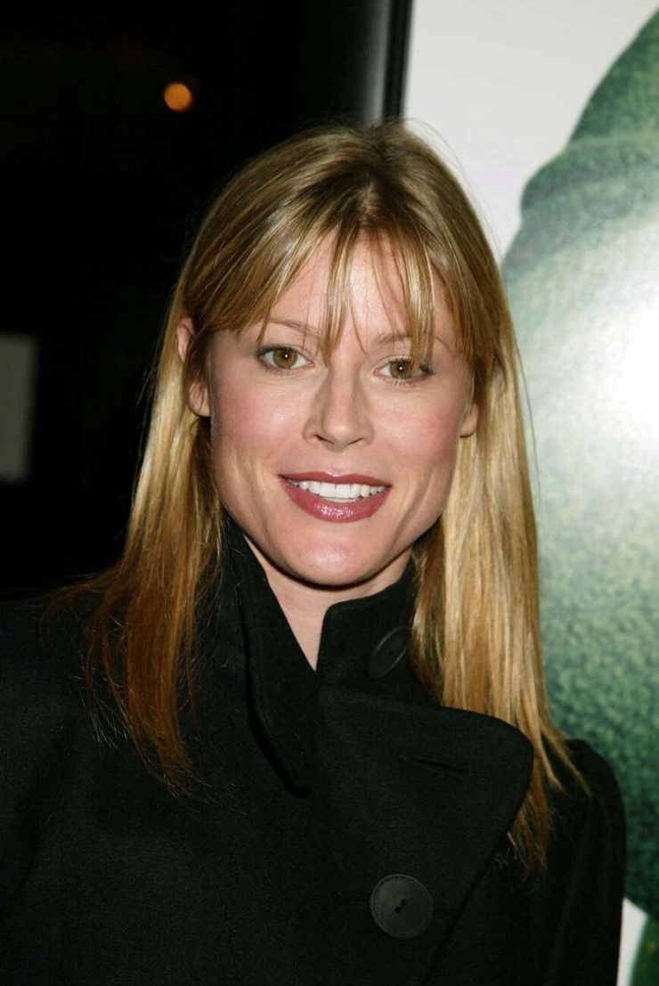 Julie Bowen