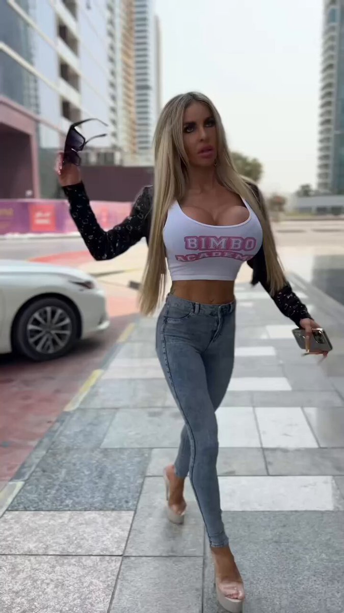 Autumn Blair