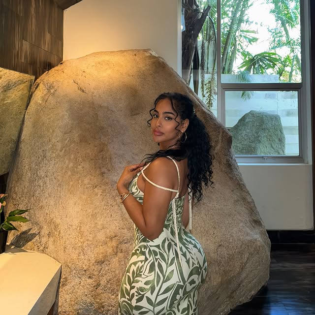 Ayisha Diaz
