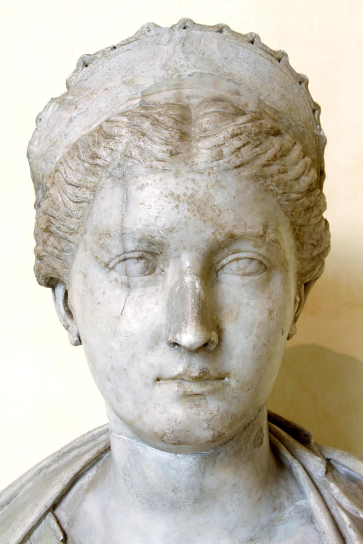 Bust of Vibia Sabina Bust of Vibia Sabina