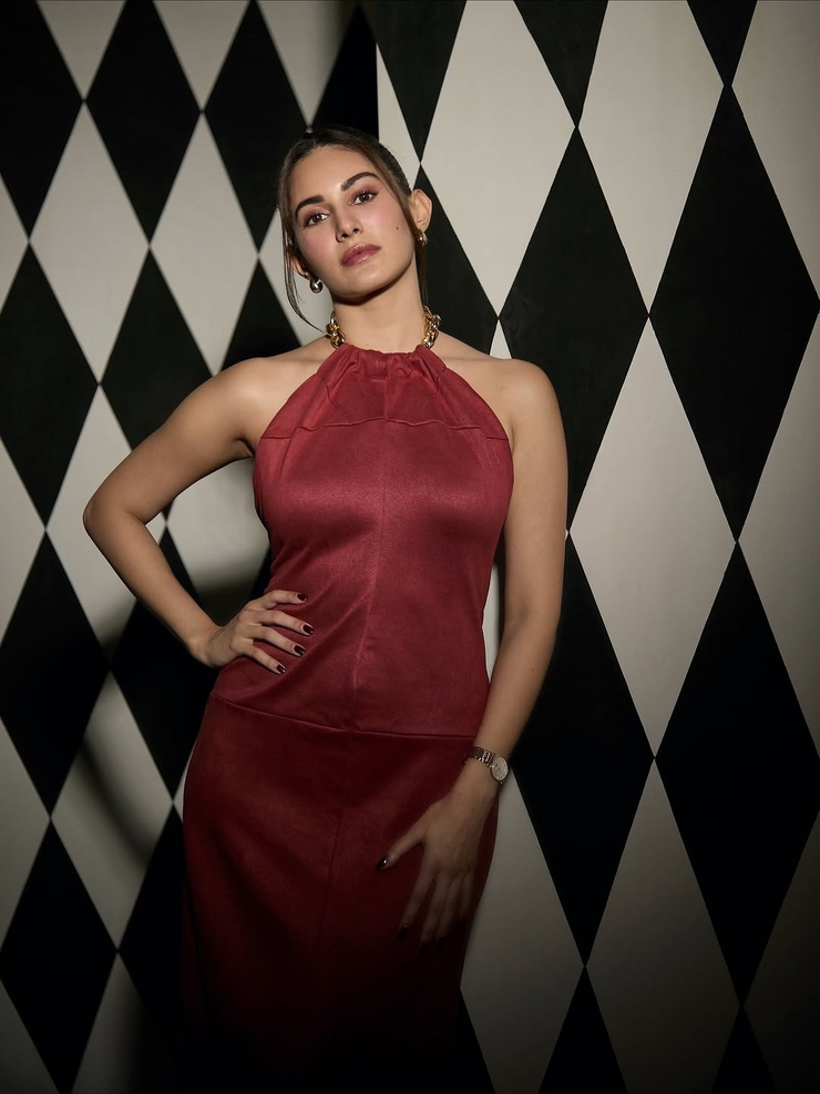 Amyra Dastur