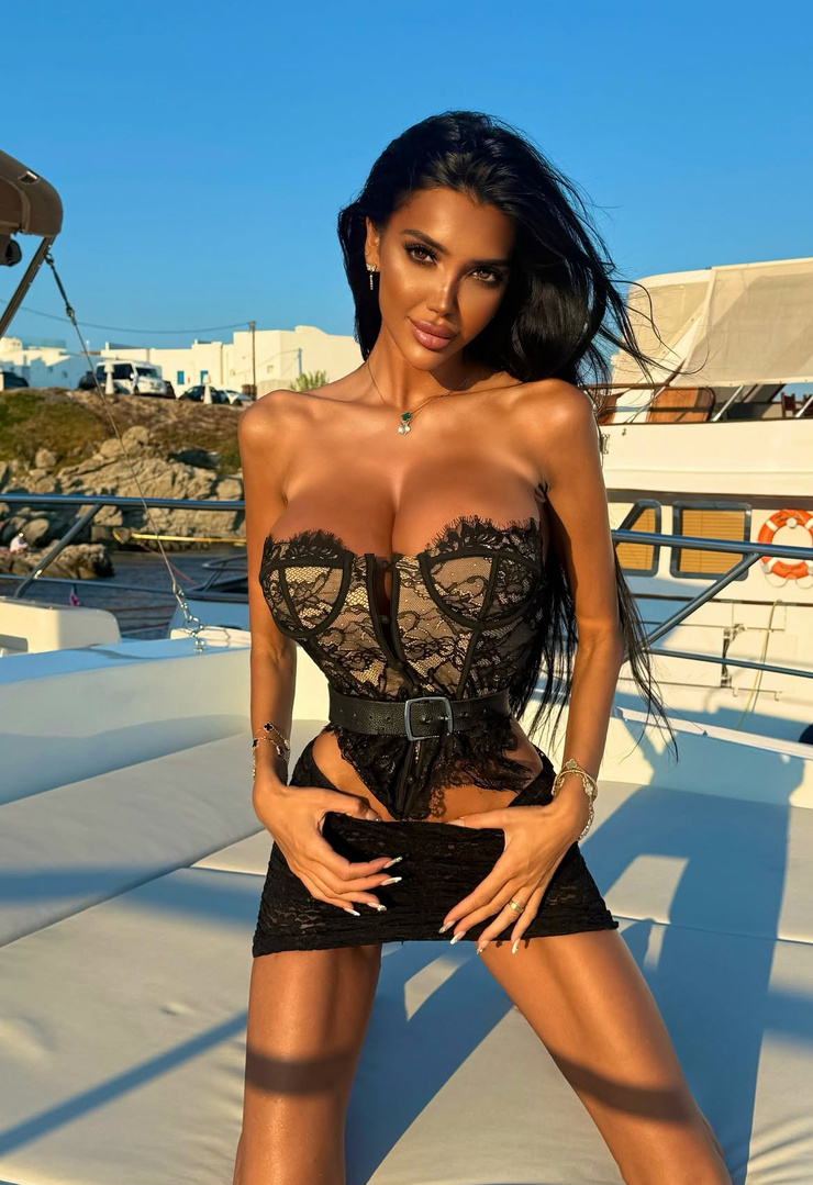 Chloe Khan