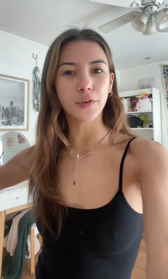 Scarlett Estevez Scarlett Estevez
