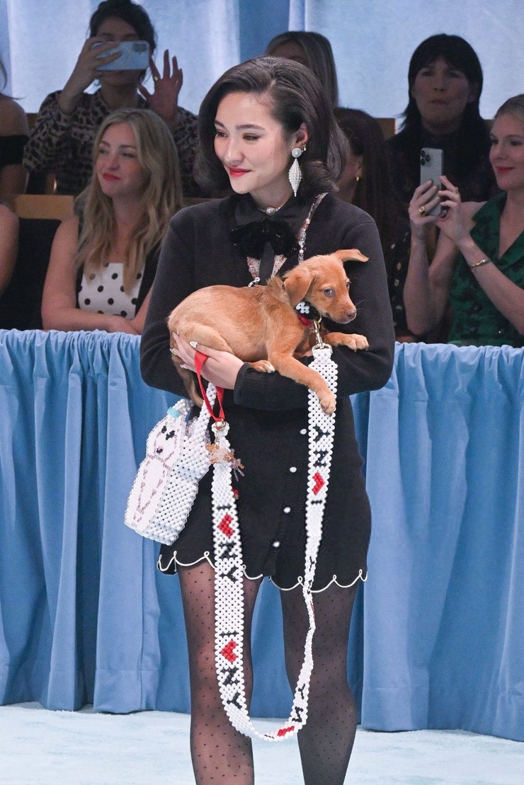 Minnie Mills