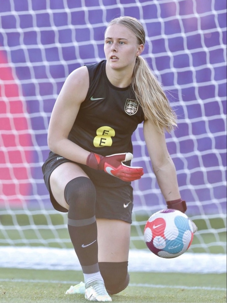 Hannah Hampton