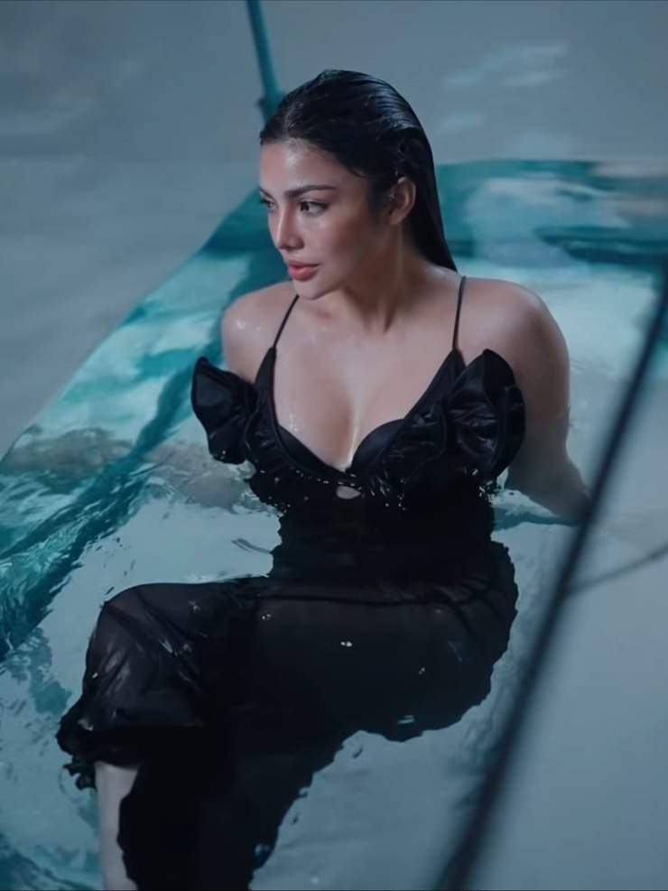 Jane De Leon