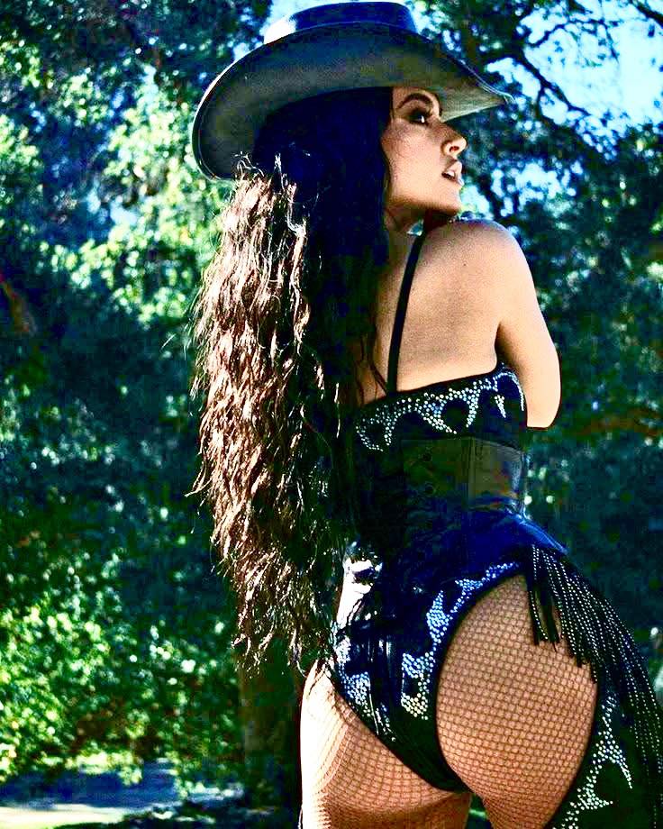 Becky G.