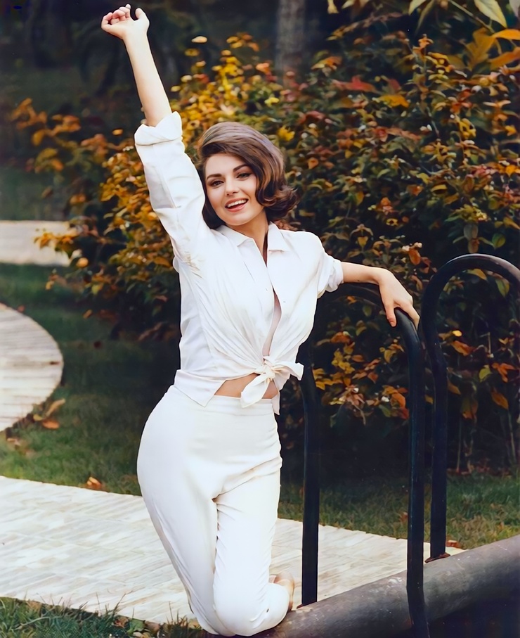 Sylva Koscina Sylva Koscina