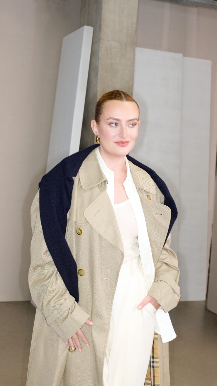 Amelia Dimoldenberg