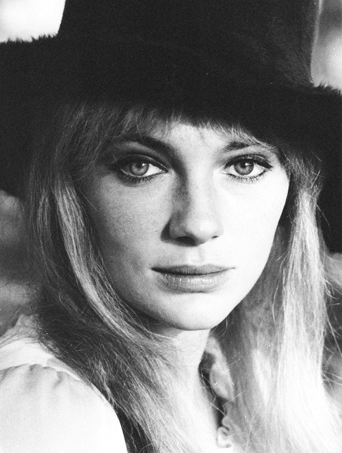 Jacqueline Bisset