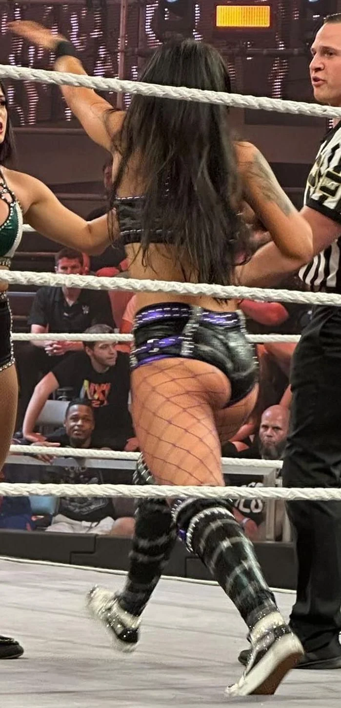 Elayna Black