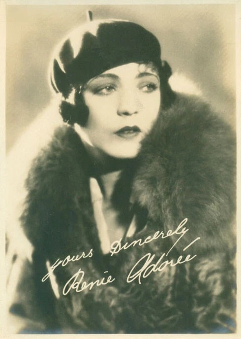 Renée Adorée