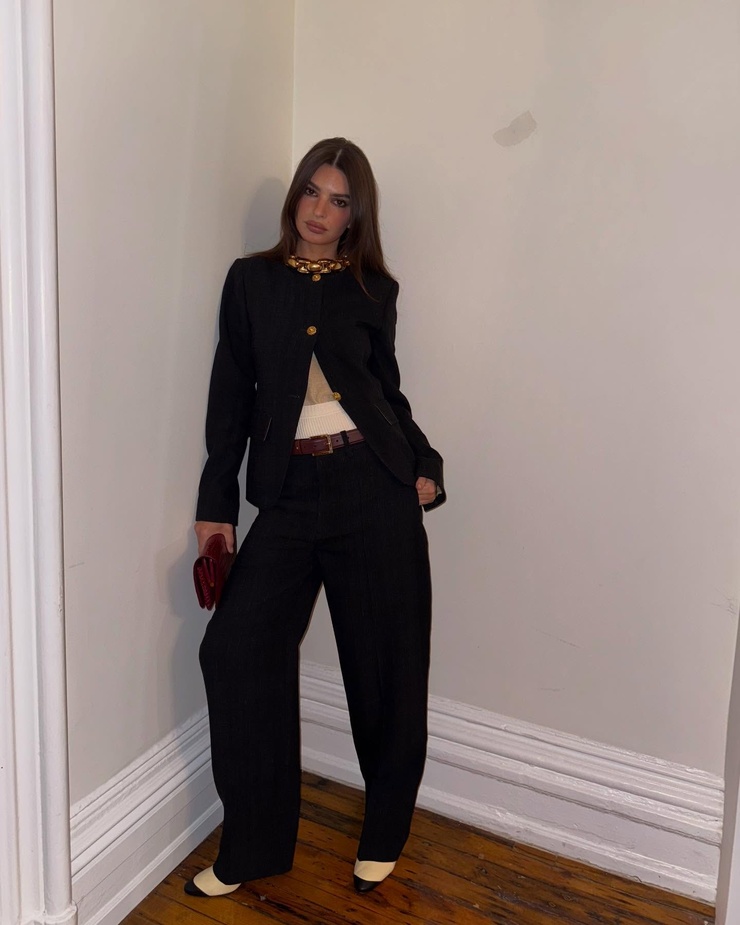 Emily Ratajkowski