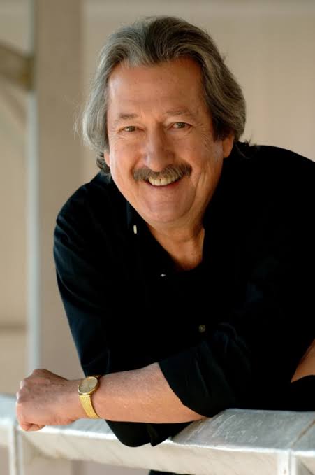 Michael Caton