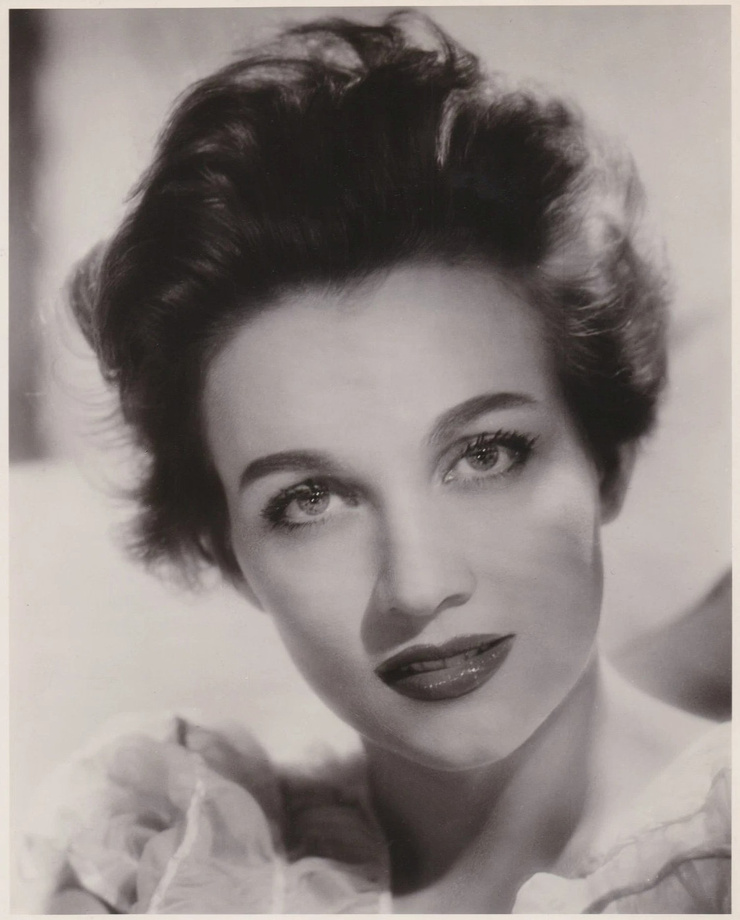 Liz Renay