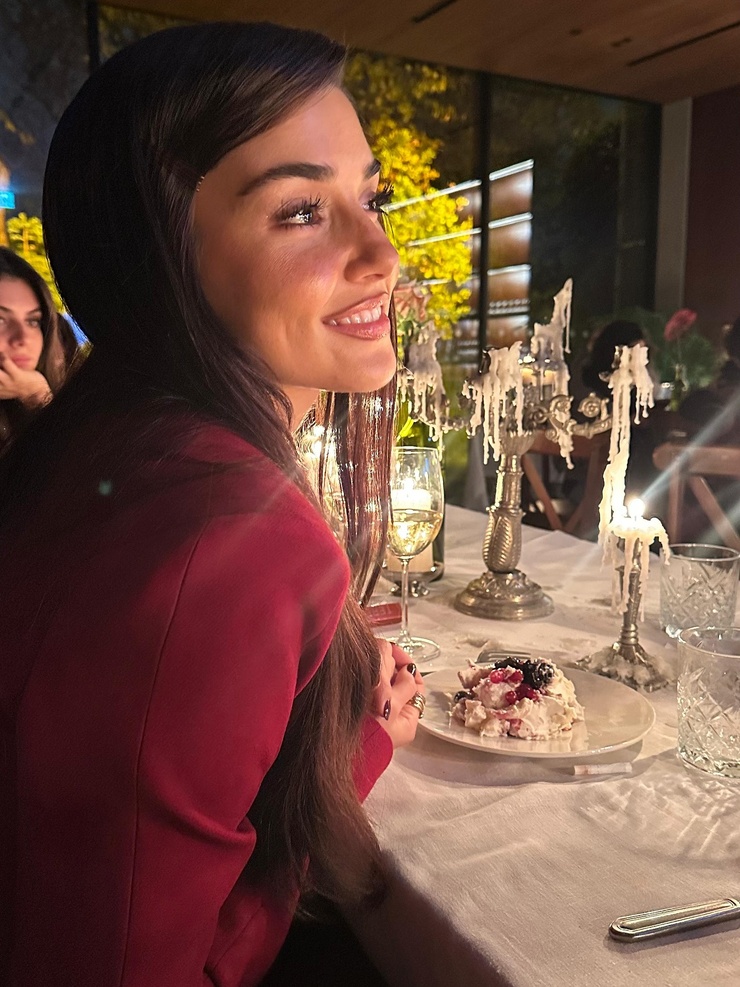 Hande Erçel