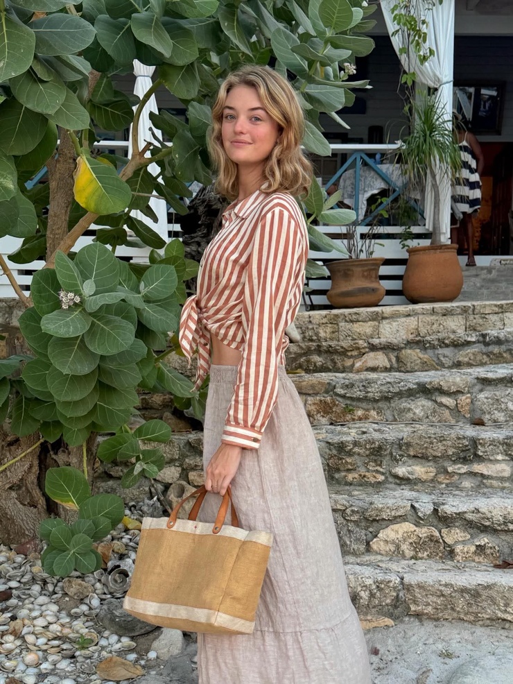 Willow Hand