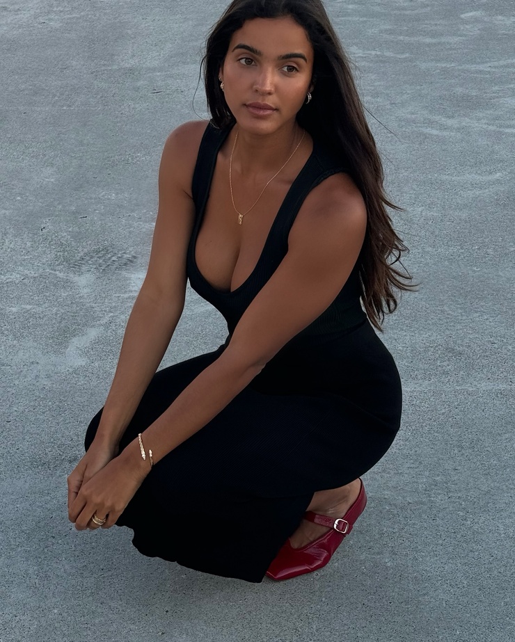 Júlia Muniz Júlia Muniz