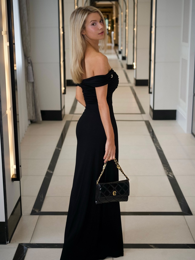 Lucy Robson