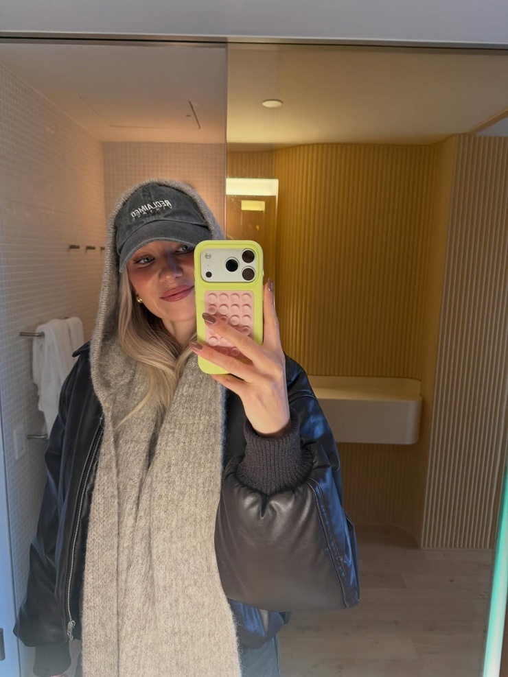 Carolin Niemczyk Carolin Niemczyk
