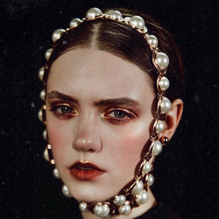 ADELE SINIAK