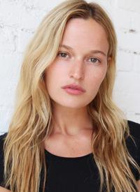 Adrianna Bach