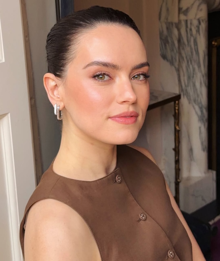 Daisy Ridley Daisy Ridley