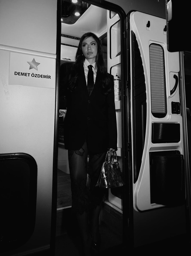 Demet Özdemir