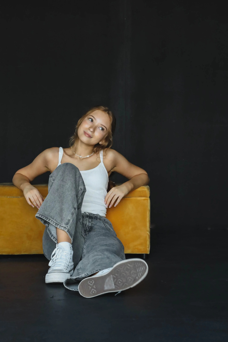 Caroline Elle Abrams